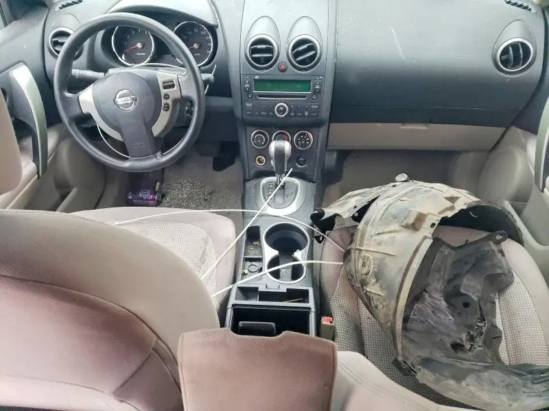 2010 NISSAN ROGUE S  