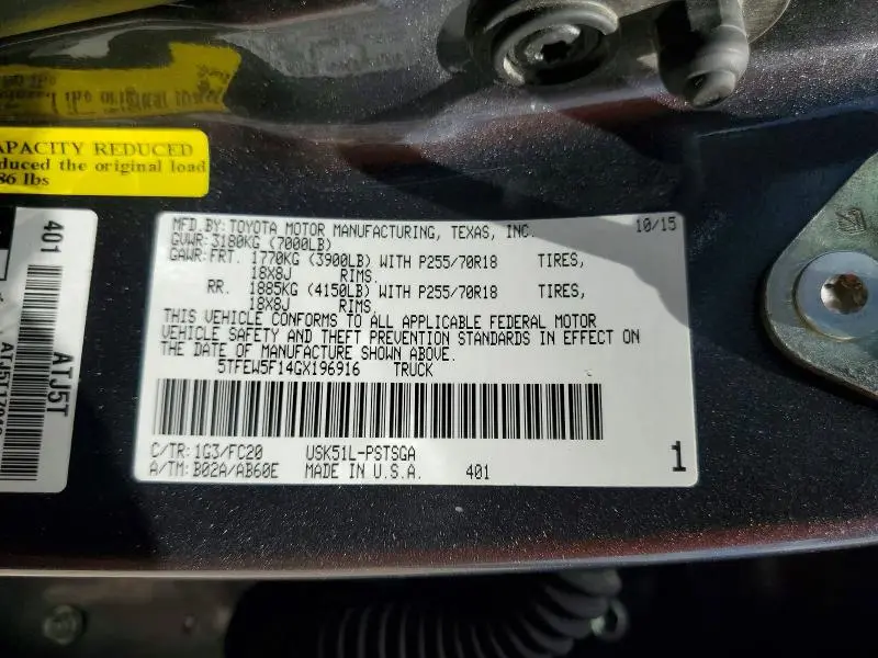 2016 TOYOTA TUNDRA CREWMAX SR5  