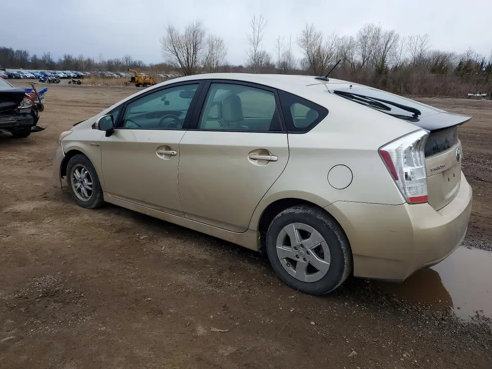 2010 TOYOTA PRIUS IV  