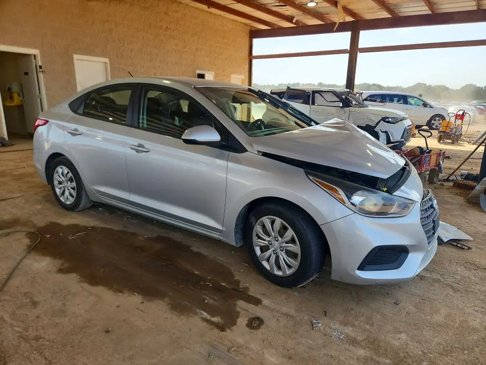 2018 HYUNDAI ACCENT SE  