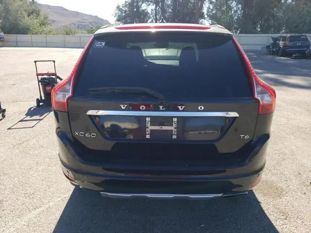 2015 VOLVO XC60 T6 PREMIER  