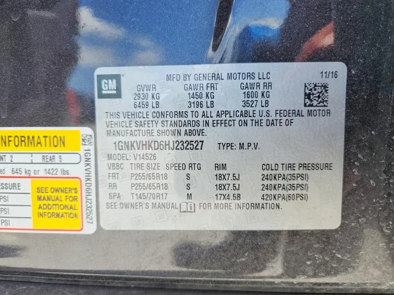 2017 CHEVROLET TRAVERSE LT  