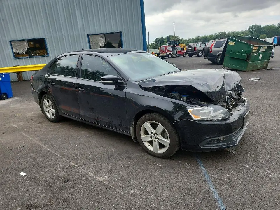 2012 VOLKSWAGEN JETTA TDI  