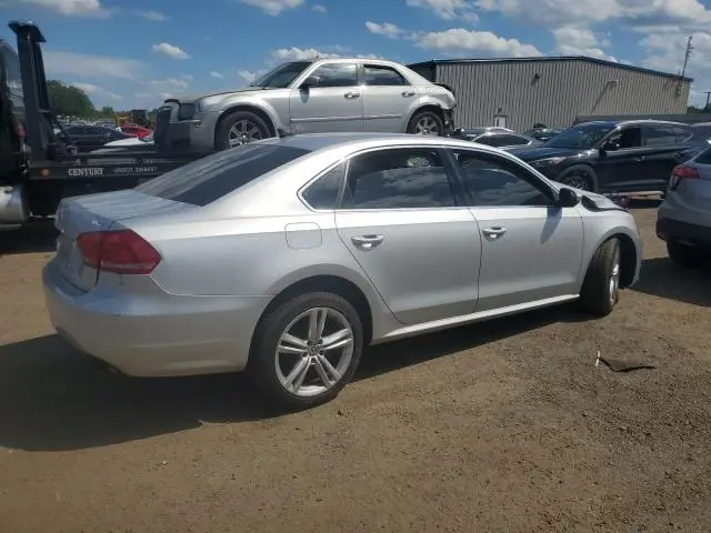 2012 VOLKSWAGEN PASSAT SE  