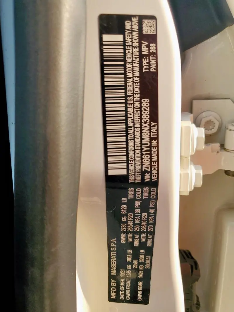 2022 MASERATI LEVANTE MODENA  