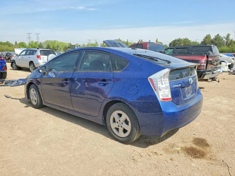 2011 TOYOTA PRIUS THREE  
