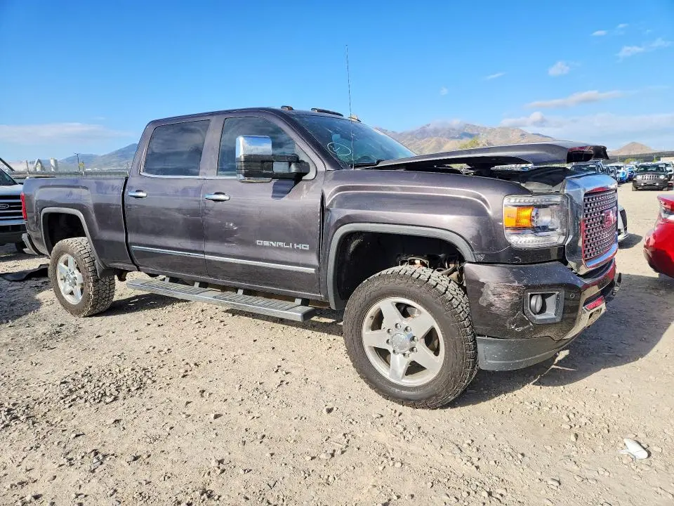 2015 GMC SIERRA K2500 DENALI  