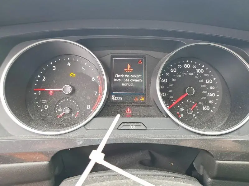 2020 VOLKSWAGEN TIGUAN SE  