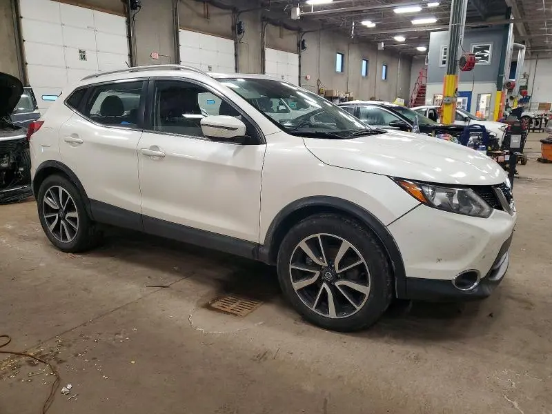2017 NISSAN ROGUE SPORT S  