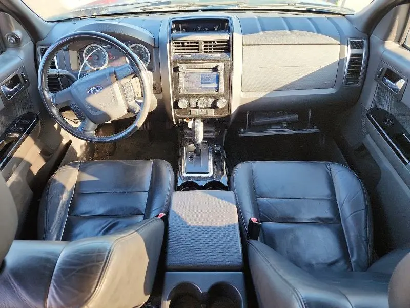 2011 FORD ESCAPE LIMITED  