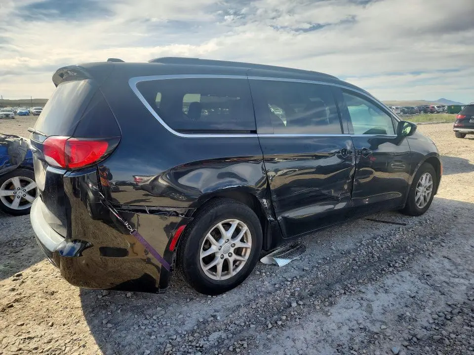 2020 CHRYSLER VOYAGER LXI  