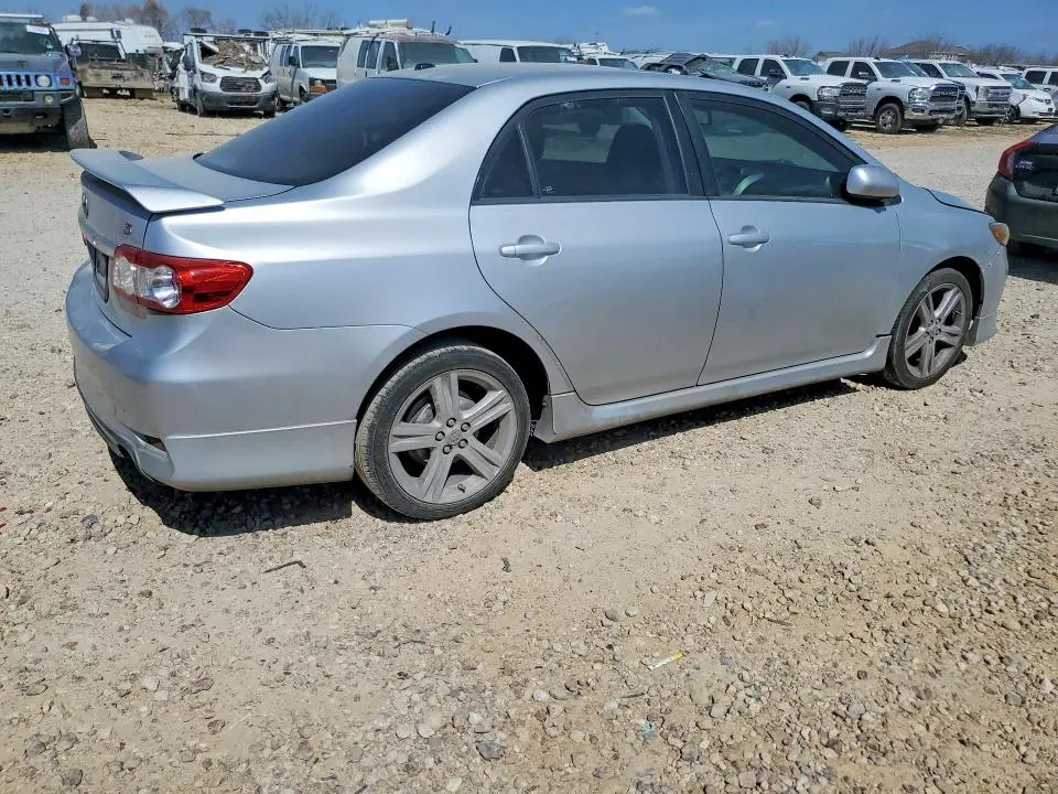 2013 TOYOTA COROLLA S  