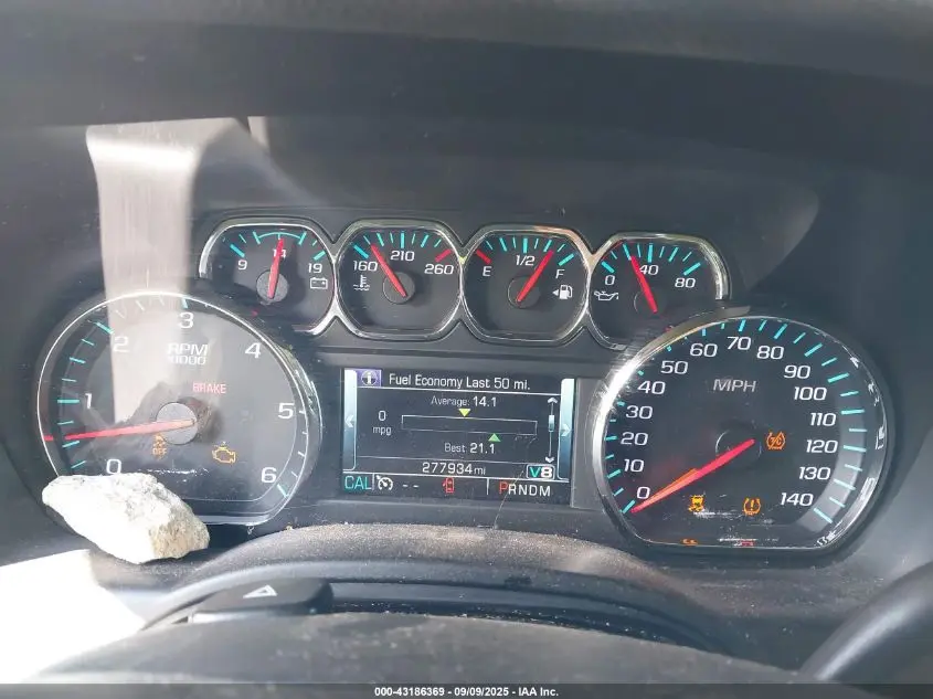 2015 CHEVROLET SUBURBAN LT