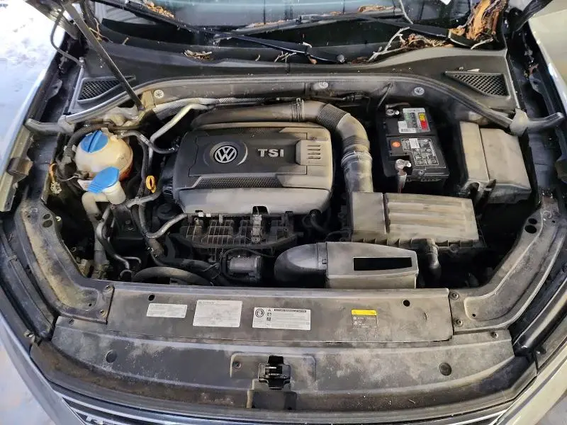 2016 VOLKSWAGEN PASSAT S  