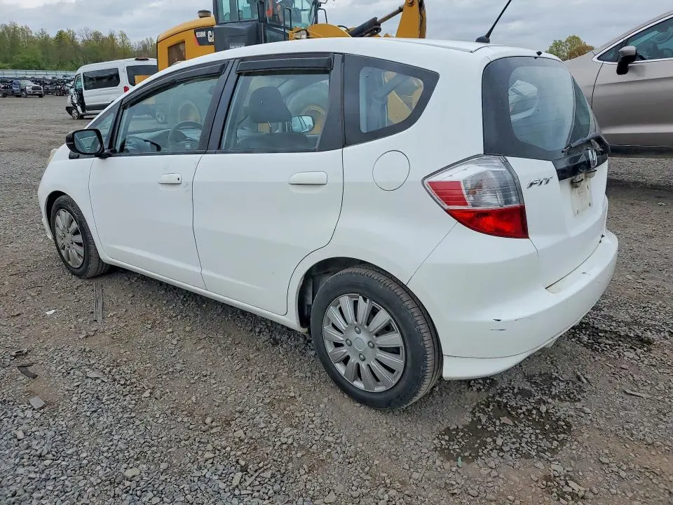 2010 HONDA FIT   