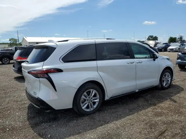 2024 TOYOTA SIENNA LIMITED  