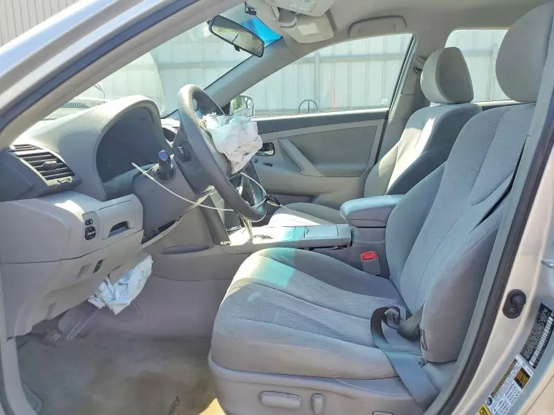 2011 TOYOTA CAMRY LE  