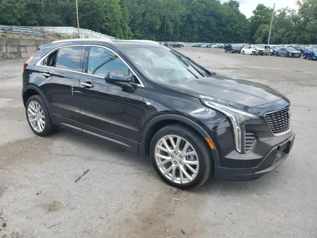2021 CADILLAC XT4 LUXURY  