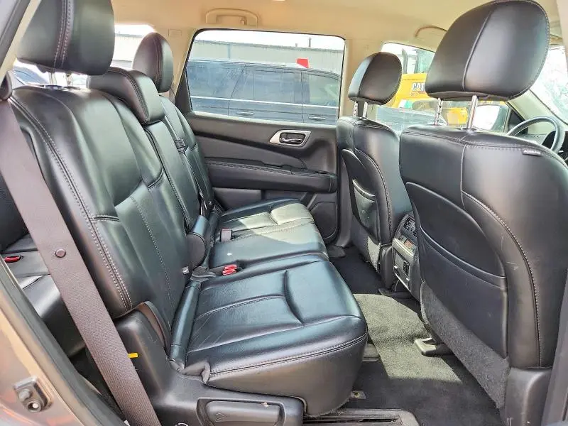 2017 NISSAN PATHFINDER S  