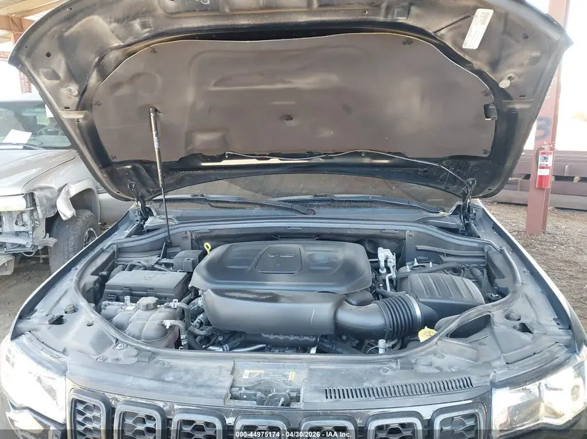 2022 JEEP GRAND CHEROKEE WK LAREDO E 4X4