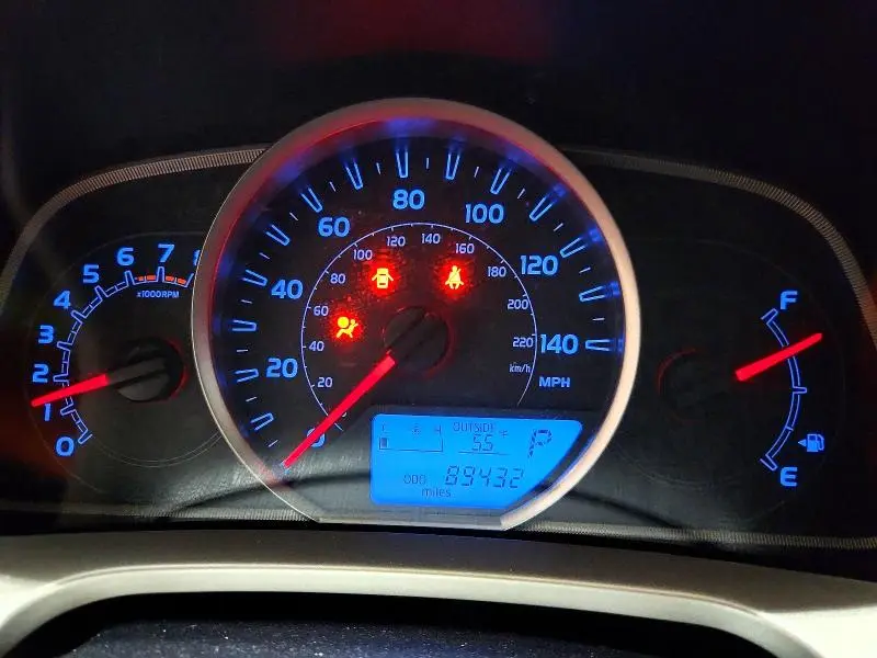 2015 TOYOTA RAV4 LE  