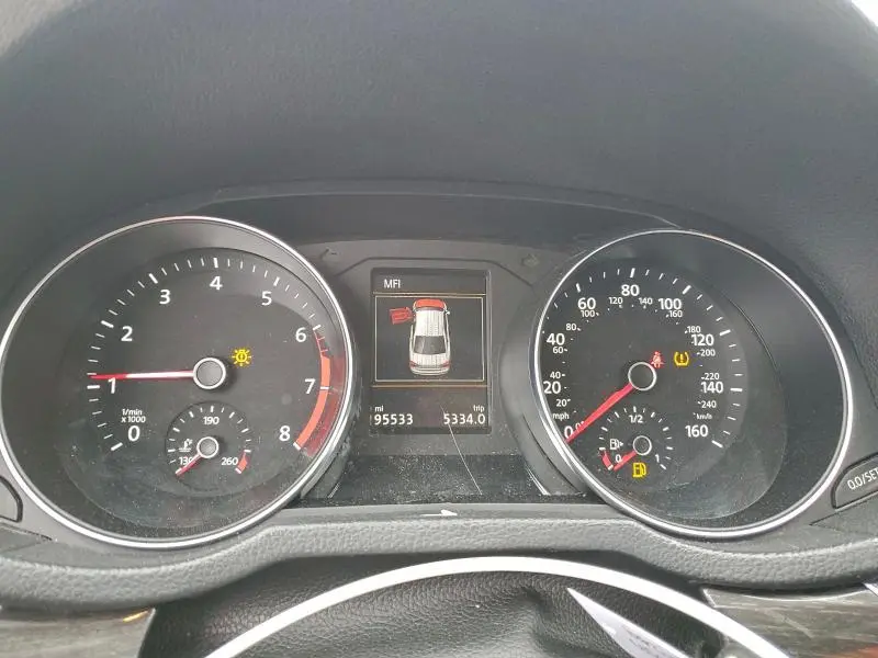 2017 VOLKSWAGEN PASSAT SE  
