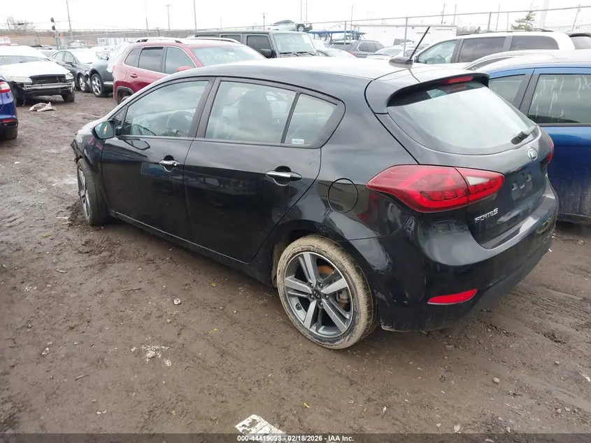 2017 KIA FORTE EX