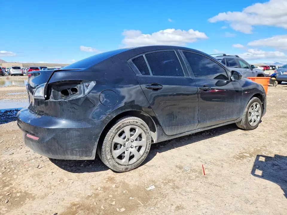 2013 MAZDA 3 I  