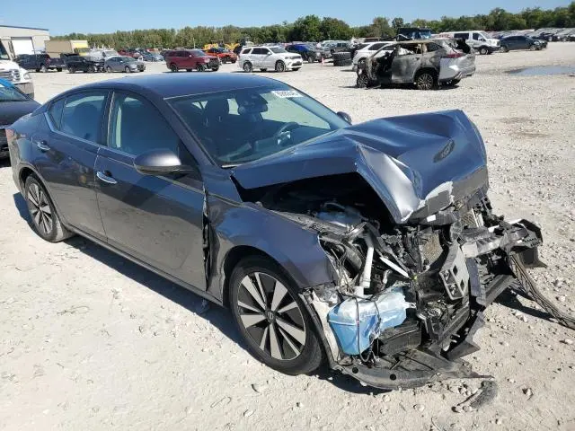 2022 NISSAN ALTIMA SV  