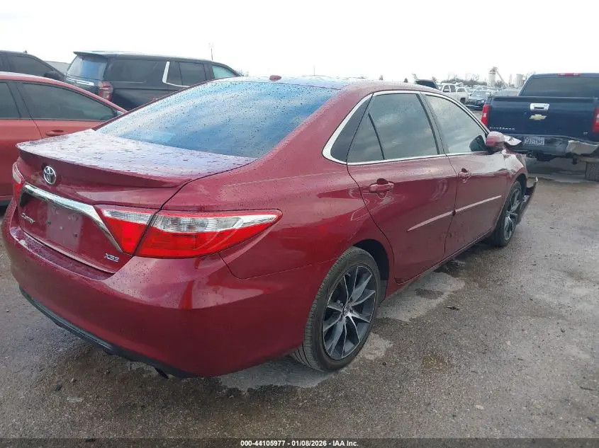 2015 TOYOTA CAMRY XSE
