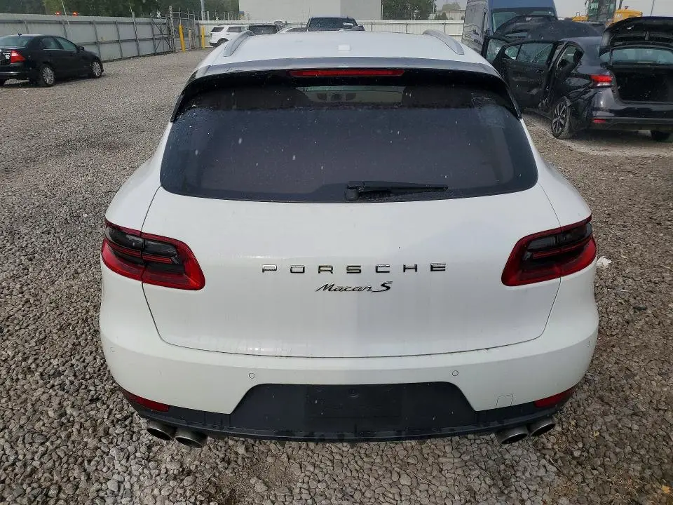 2015 PORSCHE MACAN S  