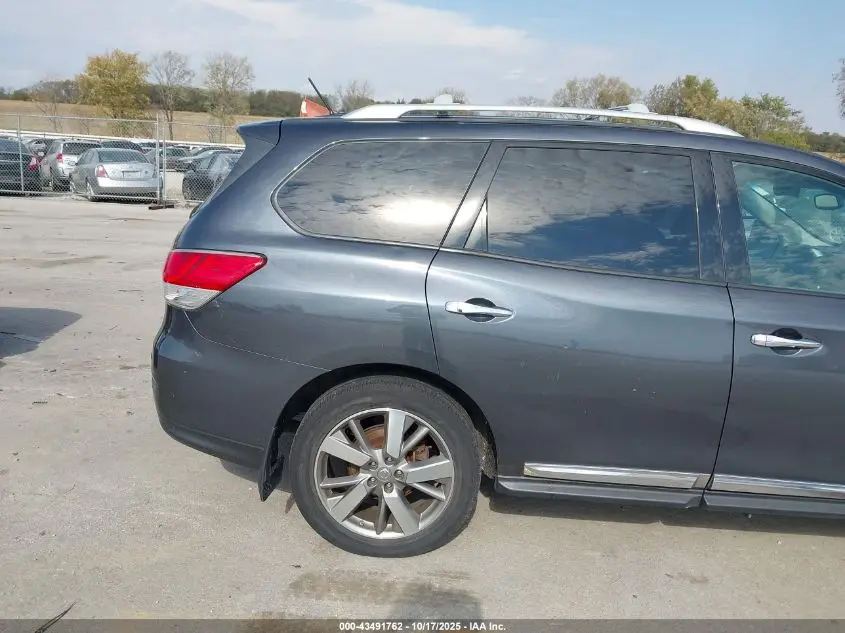 2013 NISSAN PATHFINDER PLATINUM