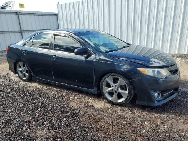 2012 TOYOTA CAMRY SE  