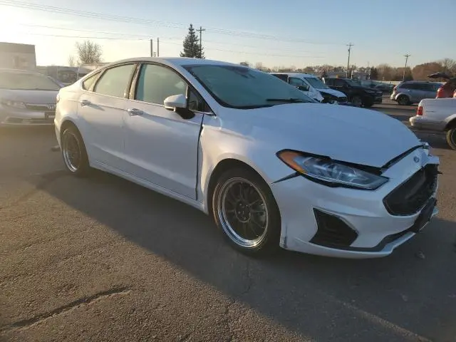 2019 FORD FUSION SE  