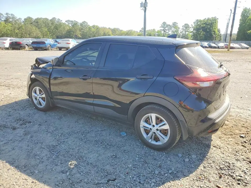 2022 NISSAN KICKS S  