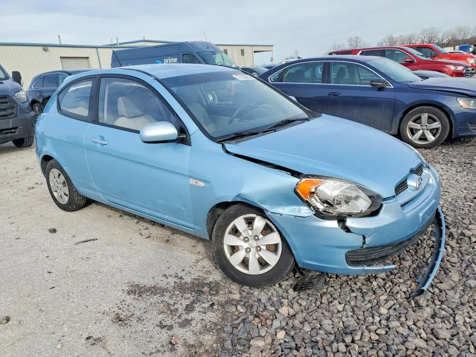 2011 HYUNDAI ACCENT GL  