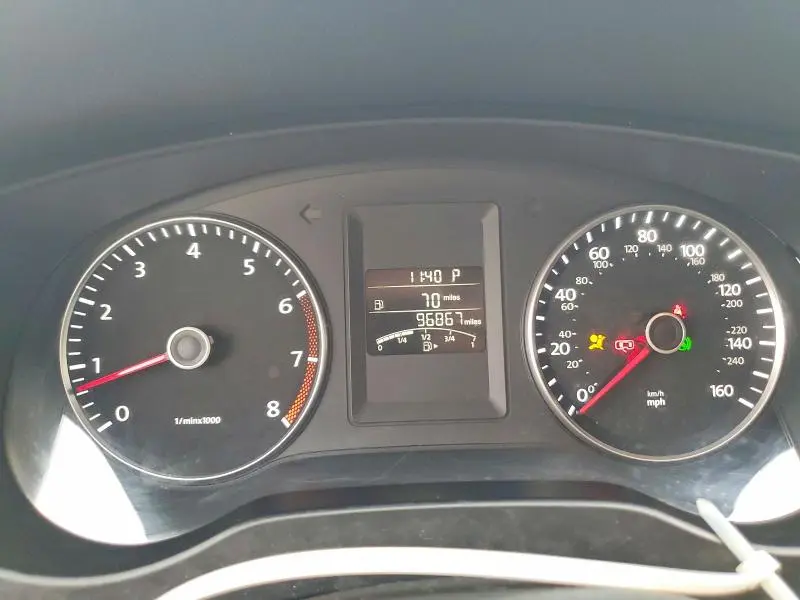 2013 VOLKSWAGEN JETTA SE  