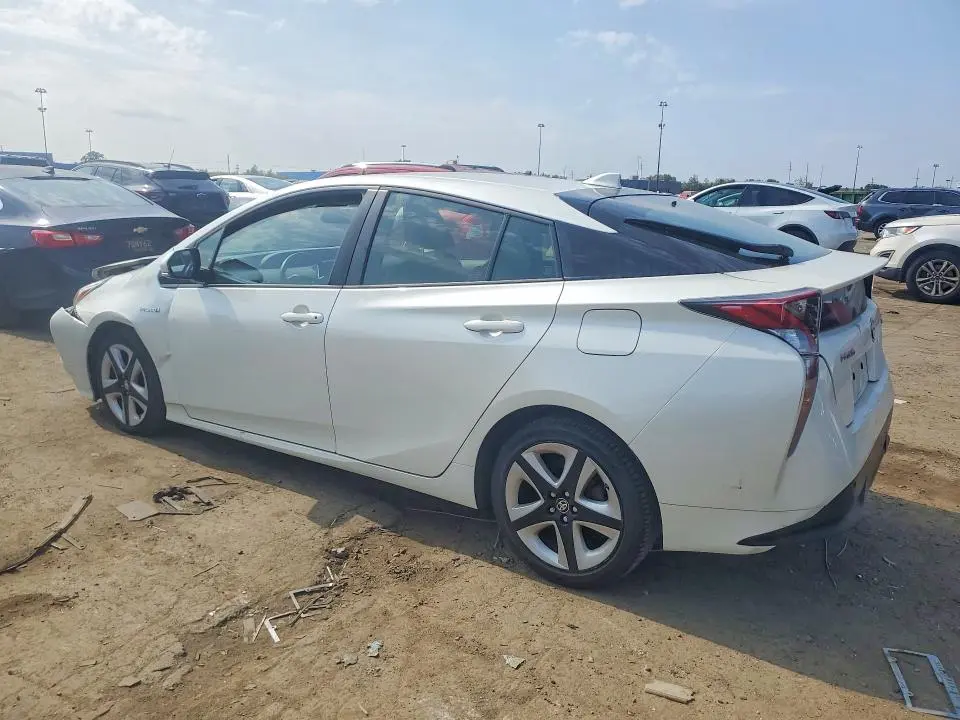 2016 TOYOTA PRIUS FOUR TOURING  
