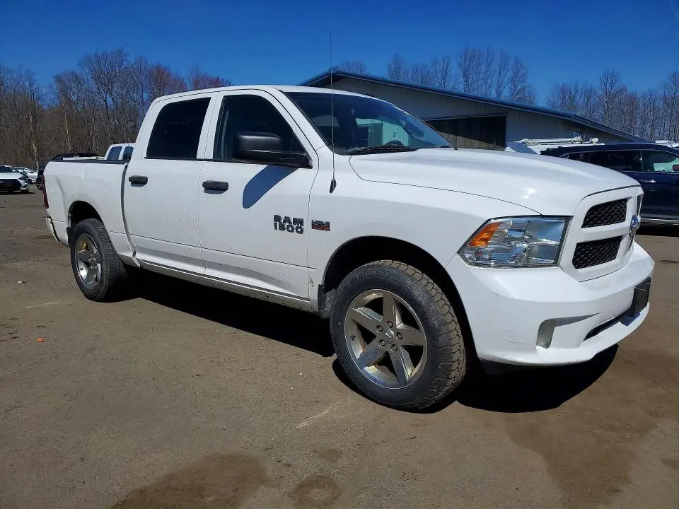 2016 RAM 1500 ST  