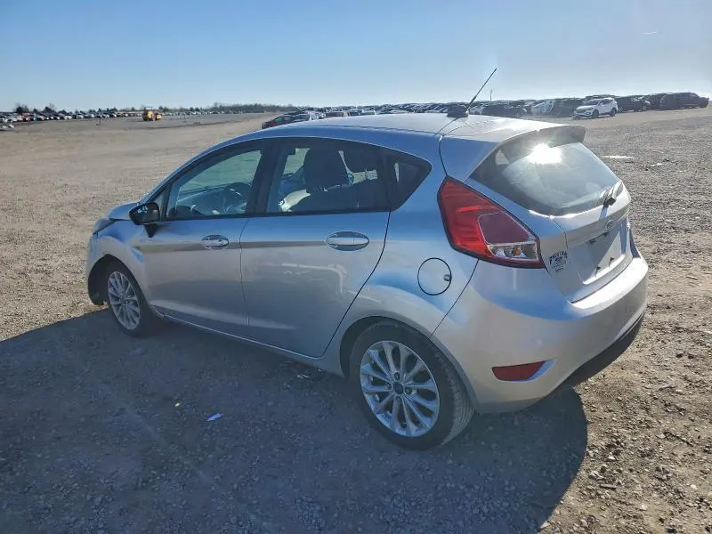2014 FORD FIESTA SE  