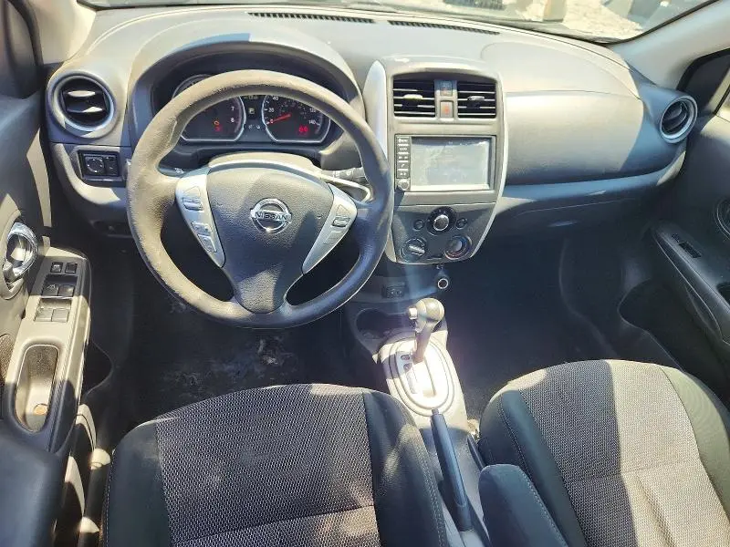 2019 NISSAN VERSA SV  