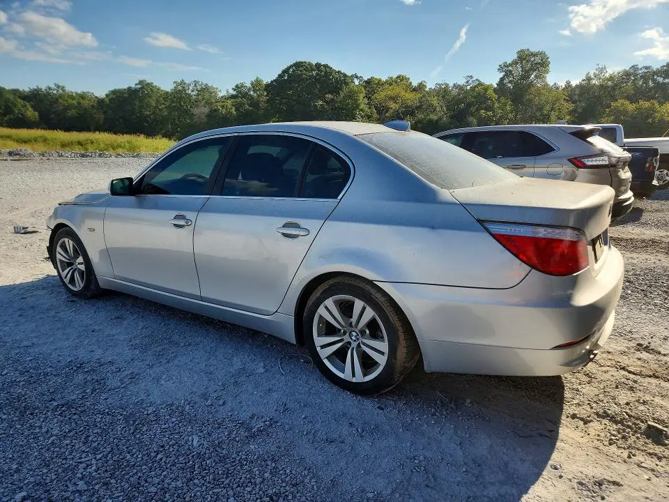 2010 BMW 528 I  