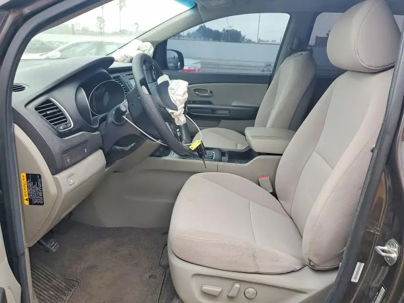 2015 KIA SEDONA LX  