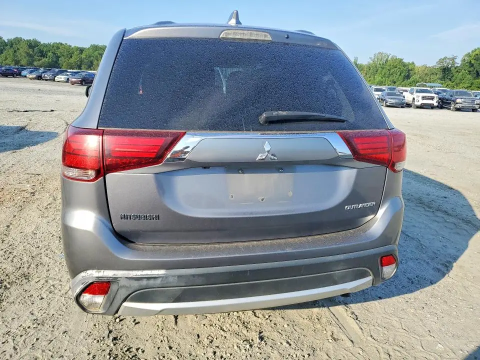 2018 MITSUBISHI OUTLANDER ES  