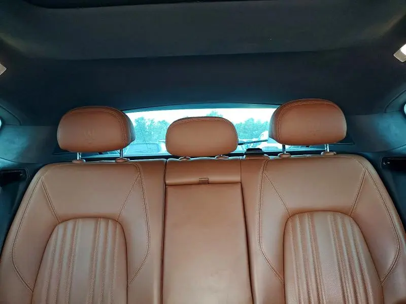 2019 MASERATI LEVANTE LUXURY  