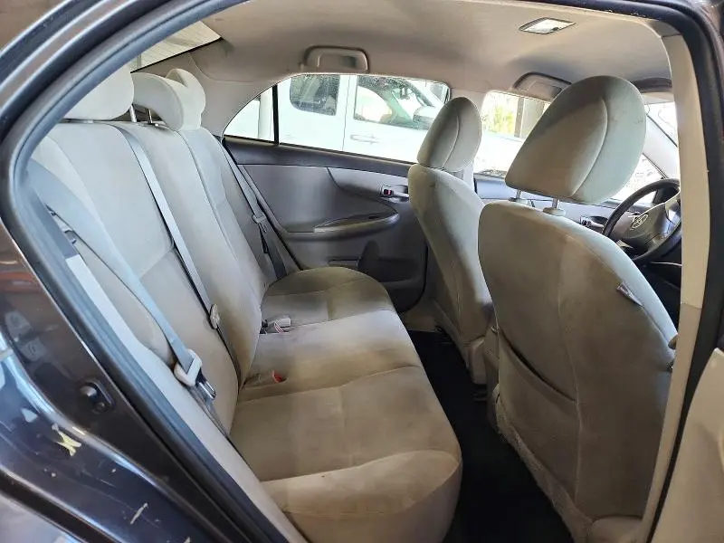 2012 TOYOTA COROLLA LE  