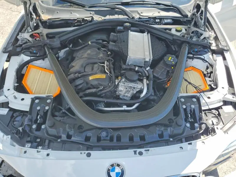 2016 BMW M4   