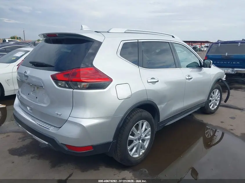 2017 NISSAN ROGUE SV