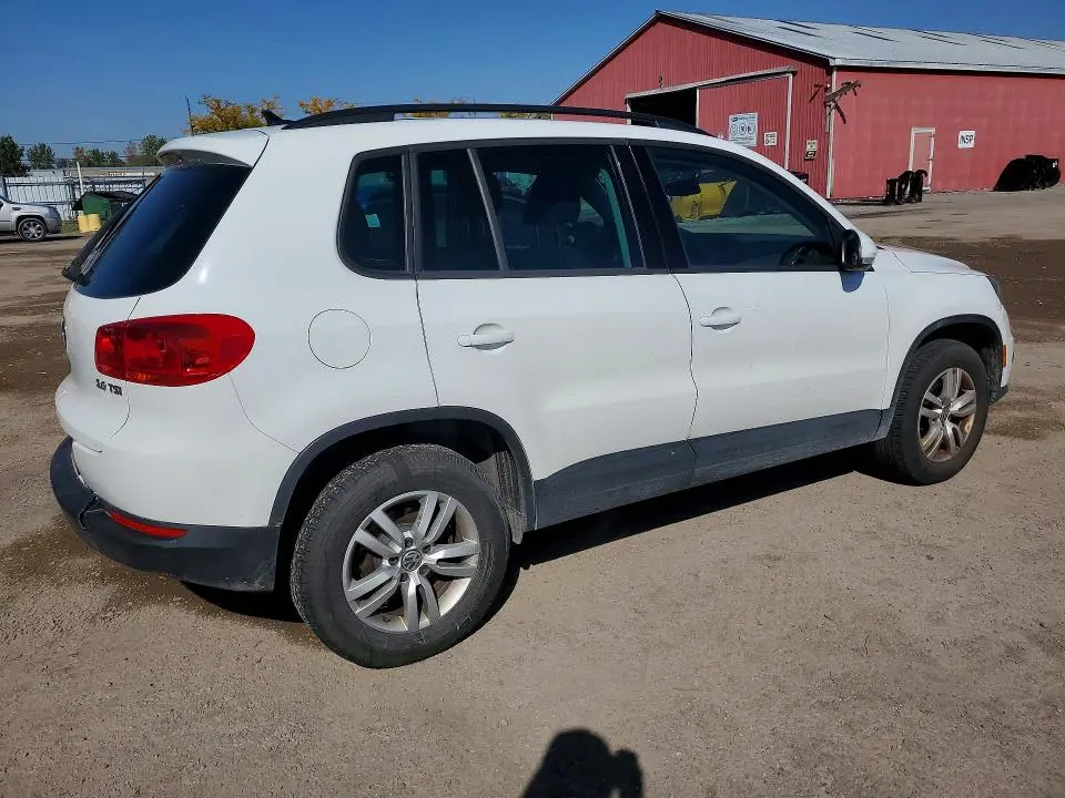 2015 VOLKSWAGEN TIGUAN S  