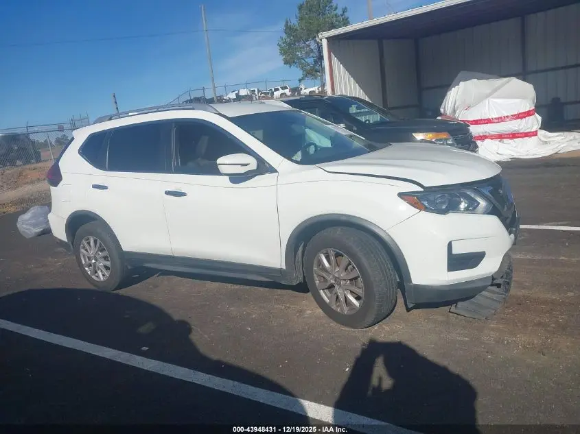 2019 NISSAN ROGUE SV